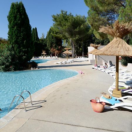 Residence Odalys Le Village Camarguais Les Gardians Арль Екстер'єр фото