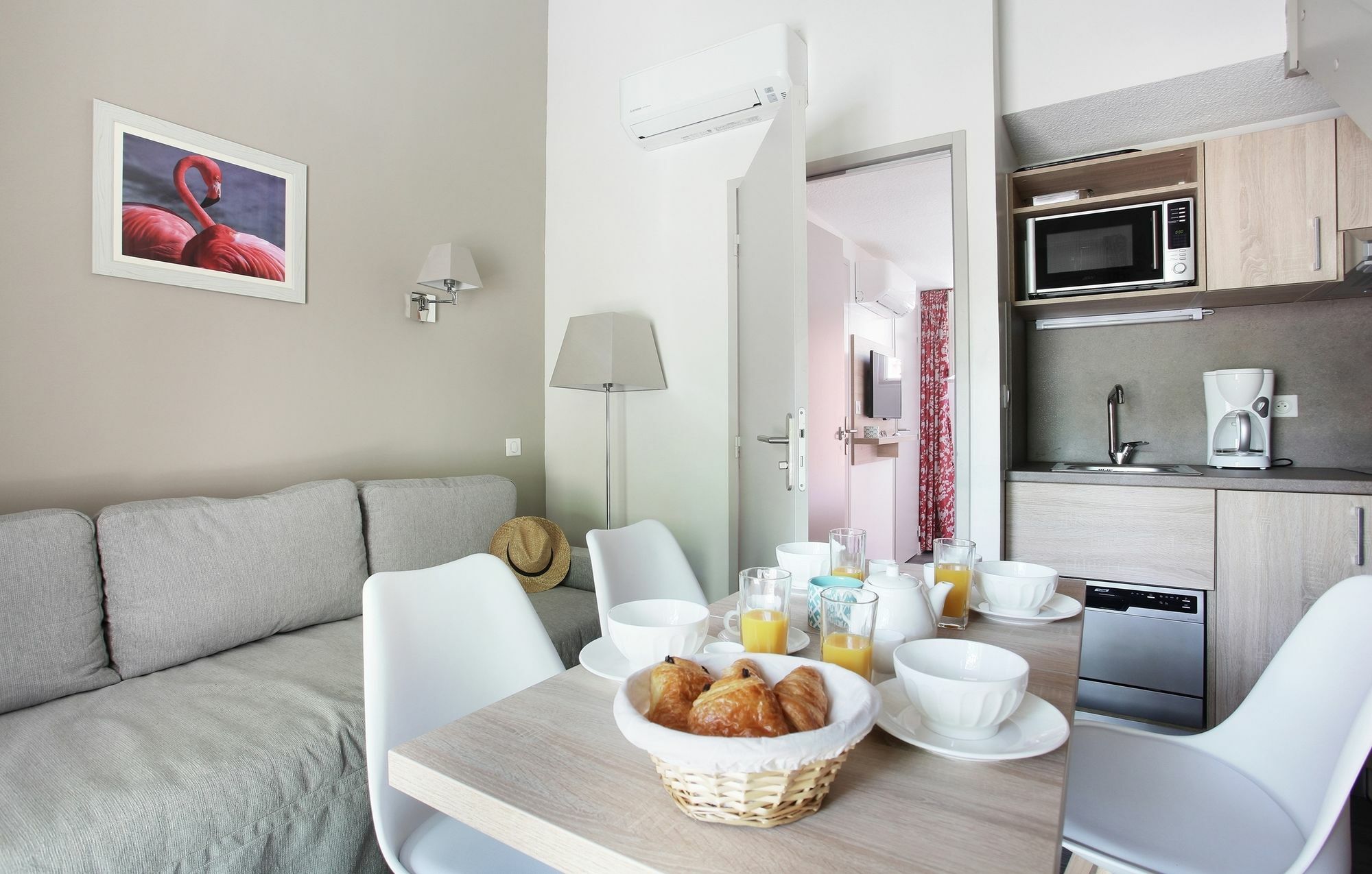 Residence Odalys Le Village Camarguais Les Gardians Арль Екстер'єр фото