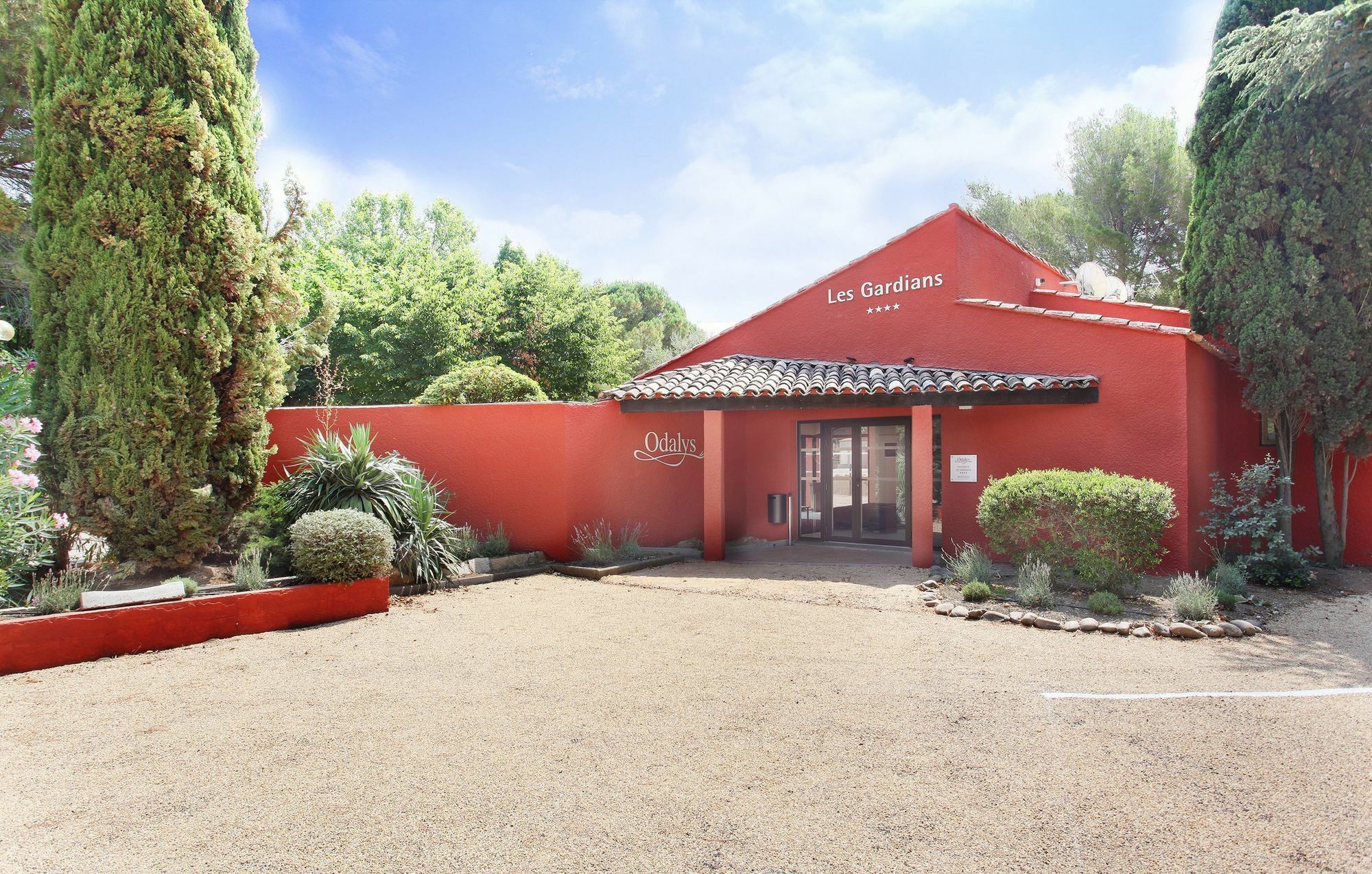 Residence Odalys Le Village Camarguais Les Gardians Арль Екстер'єр фото